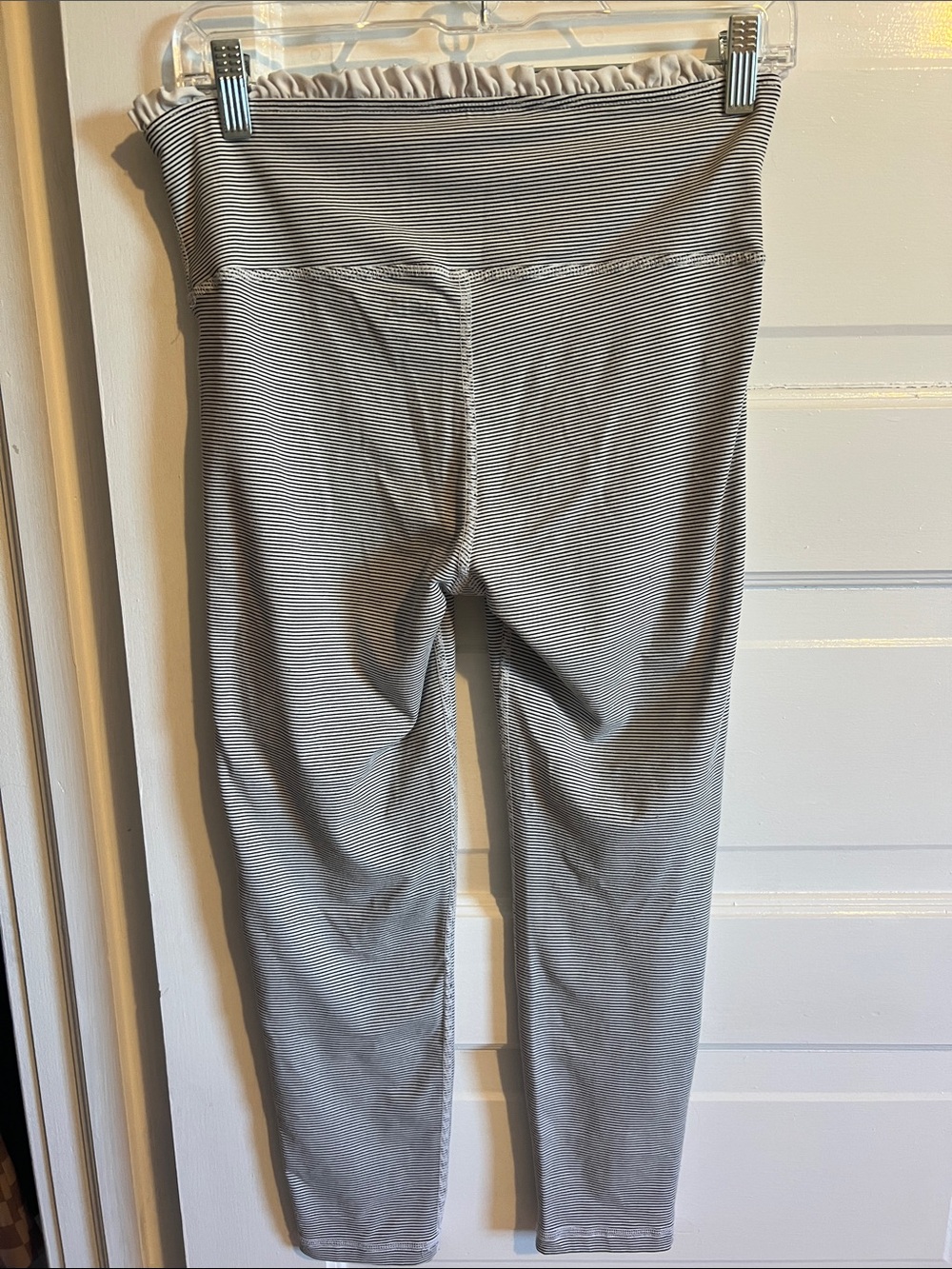 High-Waist Gray Striped Capris - Picture 3 of 3